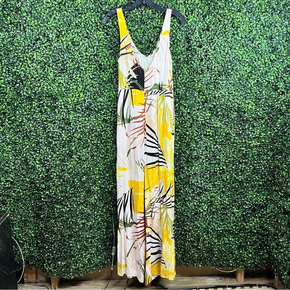 FOREVER 21 | Tropical Print Jumpsuit - Picture 9 of 13